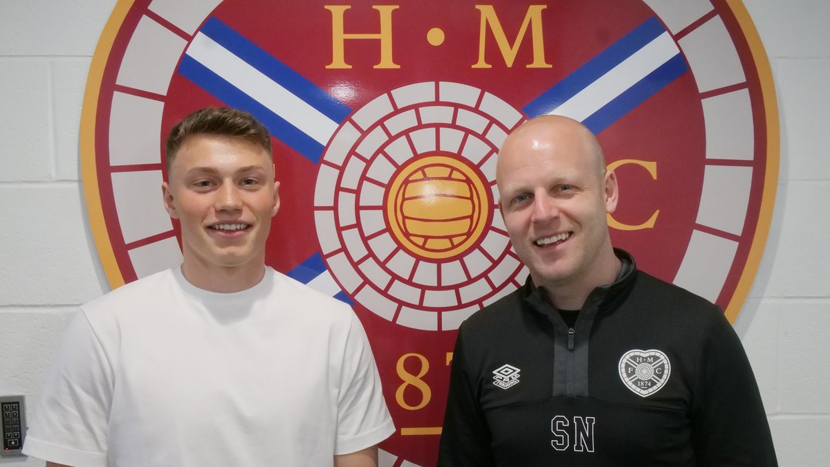 ✍️ 𝙔𝙊𝙐𝙉𝙂 𝙏𝙍𝙄𝙊 𝙎𝙄𝙂𝙉 𝙉𝙀𝙒 𝘿𝙀𝘼𝙇𝙎

Gus Stevenson, Luke Rathie and Aidan Denholm have become the latest promising talents to commit their futures to Hearts 🤝

📖➡️ bit.ly/3nPR1X7