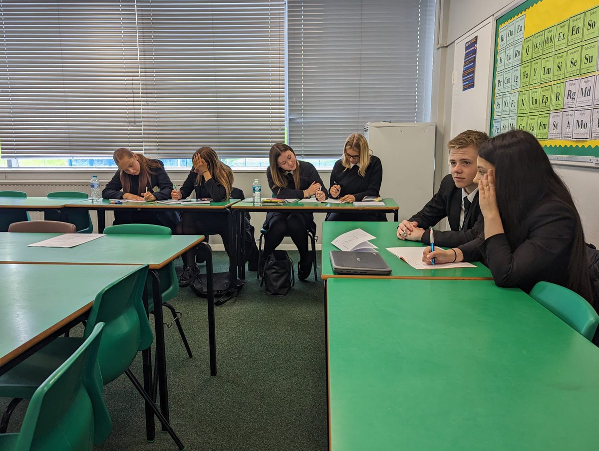 StreetlyMaths's tweet photo. @StreetlyYr11 enjoying some GCSE preparation during #streetlyofferday Lots of teamwork, relays and puzzles solved #lovinglife #lovingmaths https://t.co/FhFTqo8E2f