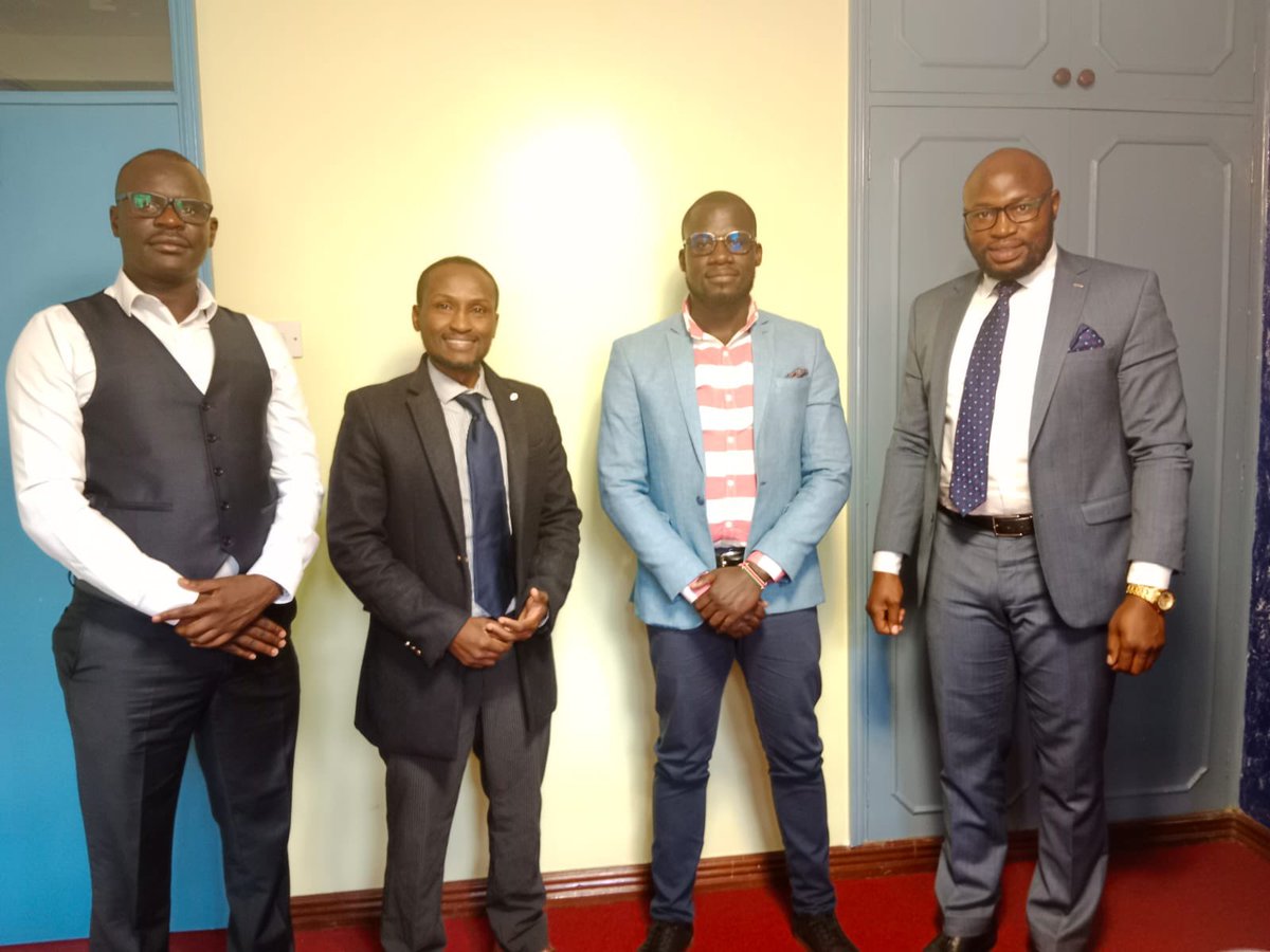 ElijahProfits's tweet photo. Build Your Network, Grow Your Networth.

Pleasure meeting the Directors Mountain Peak Developers and Privmax Securities Firm Ltd.

Catch them and fellow Directors at Bulb Decor &amp; Design Networking Forum on the 24th May 2023 at Nairobi Club.
Tickets at Ksh 2,500, BuyGoods 79 81 89 https://t.co/NQ73x0rdFa