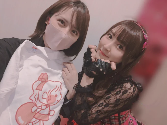 #熊本美和生誕祭2023 Tシャツデザインさせていただきましたー!! ボウリングしてるみいさんのイラスト皆さん着てくださってて嬉しいですー!! 夢に向かってストイックなみいさんが大好きですライブも最っ高のセトリで超エモかったし楽しかった 改めて、お誕生日おめでとうございます!