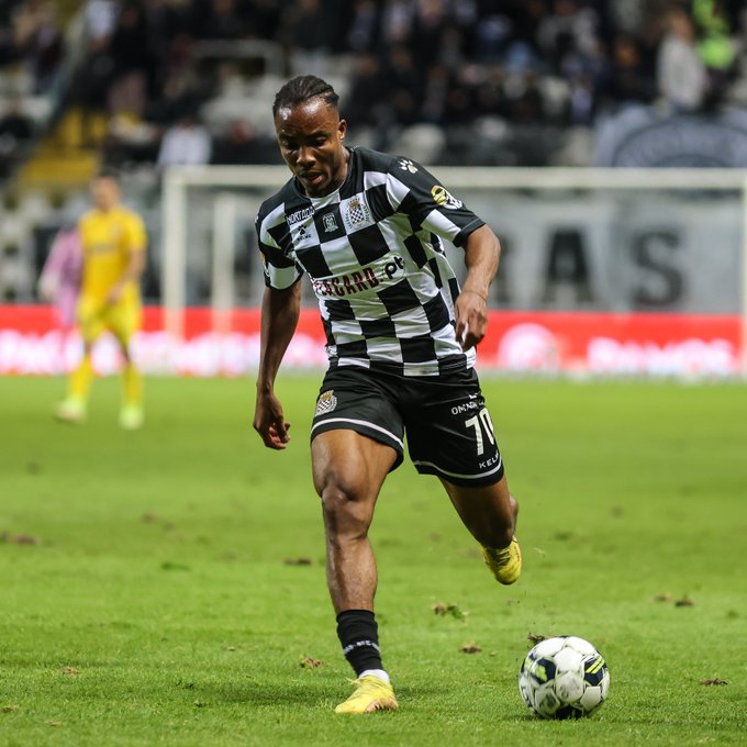 𝗕𝗥𝗨𝗡𝗢 𝗢𝗡𝗬𝗘𝗠𝗔𝗘𝗖𝗛𝗜 💥
🎙️ „Boavistas Anspruch lässt die Spieler wachsen ...