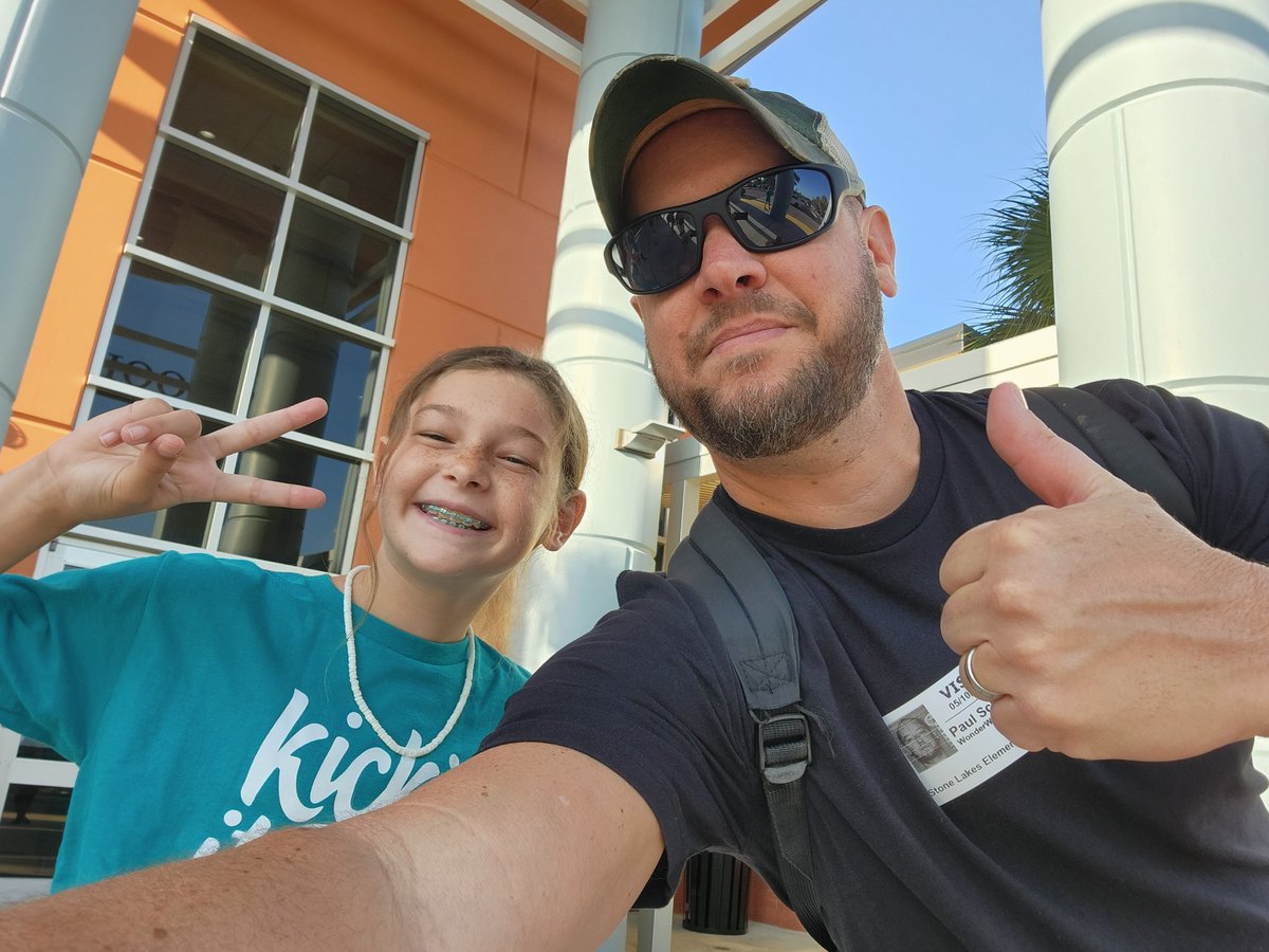 PSchatz9's tweet photo. @WonderWorksORL field trip today with my boo 😍🙌 #ChaperoneLife https://t.co/Jxf49MxDQd