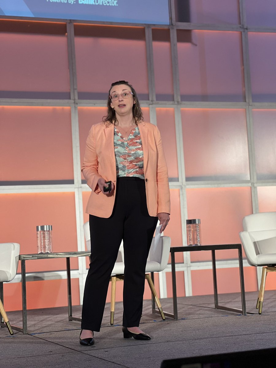 BankDirector's tweet photo. Welcome to Day 2 of #FXT23! Emily McCormick shares some of the many buzzwords around #banktechnology – ➡️ Web3
➡️ DeFi
➡️ Blockchain
➡️ Cryptocurrency
➡️ Workflow Automation
➡️ AI
https://t.co/M3P6KV5TJd https://t.co/NvSJYjSKnq