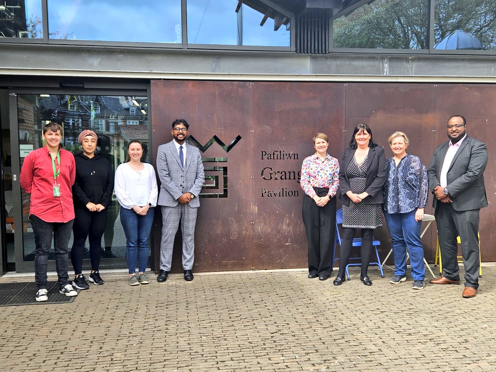 CommunityGtwy's tweet photo. Weβre absolutely delighted to welcome @MoondanceFdn Director Rebecca Watkins to @Grange_Pavilion - the Moondance Foundation were one of the earliest supporters of our vision for the community #BuildingItTogether we really look forward to continuing our relationship. Thank you π https://t.co/c9JxhDmDOH