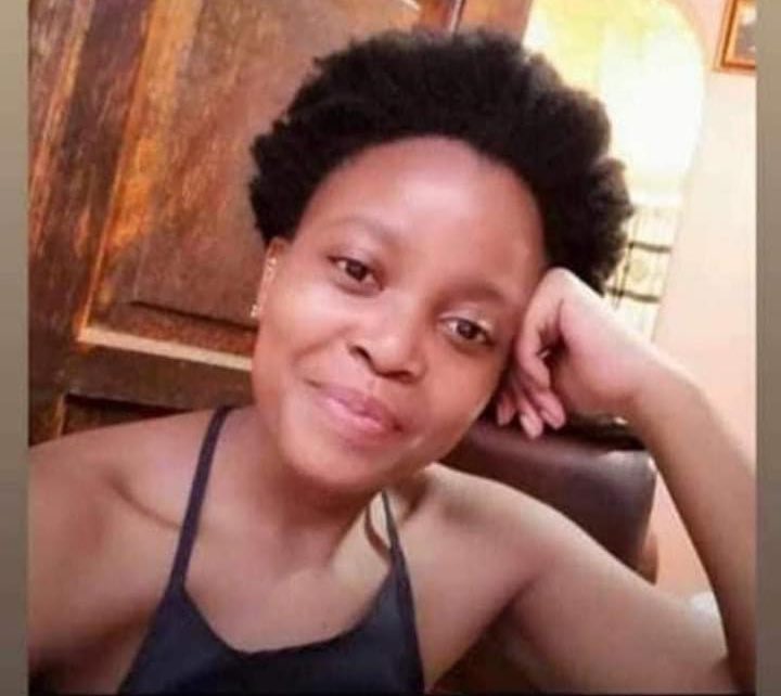 AdvoBarryRoux's tweet image. Mbali Mngadi (26) from Ntuzuma E. She was last seen on Thursday at school (Skyy Aviation). If you have any information please contact 0833310817

Retweet For Awareness