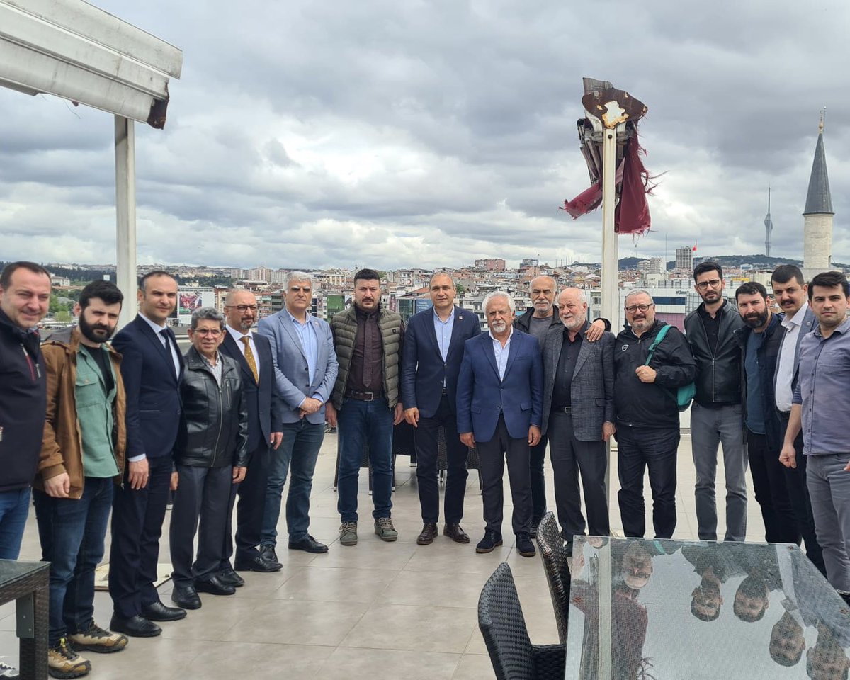 Birleşik Kamu İş Konfederasyonu’na bağlı sendikalarla kahvaltıda bir araya geldik.