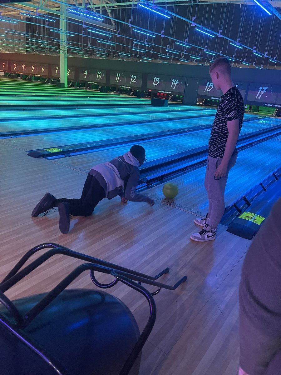 streetlysen's tweet photo. Bowling competition starts. Mrs Arias is happy as long as she beats Mrs Wiley! #inclusion #communicationandinteraction #socialskills @StreetlyYr10 #streetlyofferday https://t.co/qX9rJCVsye