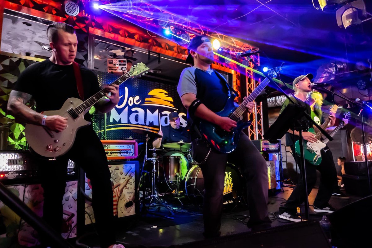 I’m playing in Baltimore in a few weeks with <a href="/Motorcycle_DB/">Motorcycle Drive-By</a> and you best believe I’m going to <a href="/JimmysSeafood/">Jimmy’s Famous Seafood</a> (thanks <a href="/HeyHeyItsConrad/">Conrad the Mortgage Guy</a> and <a href="/mattkoonmusic/">Matt Koon</a>)