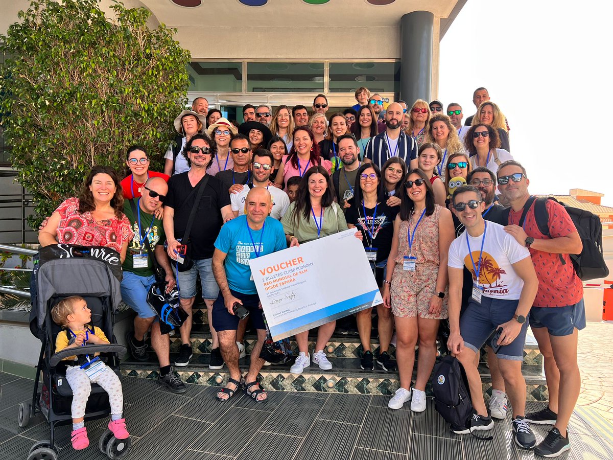 martineznotte's tweet photo. El fin de semana estuvimos en el #ElCampelloTB nuestro congreso anual de la @CValencianaTB  y nos la pasamos de maravilla como en esta actividad de  que les compartimos aquí @CampelloTurismo  @ElCampelloAyto @campellosurf @HotellaFamilia #CVTB6 #ElCampello https://t.co/oY6nczOkjH