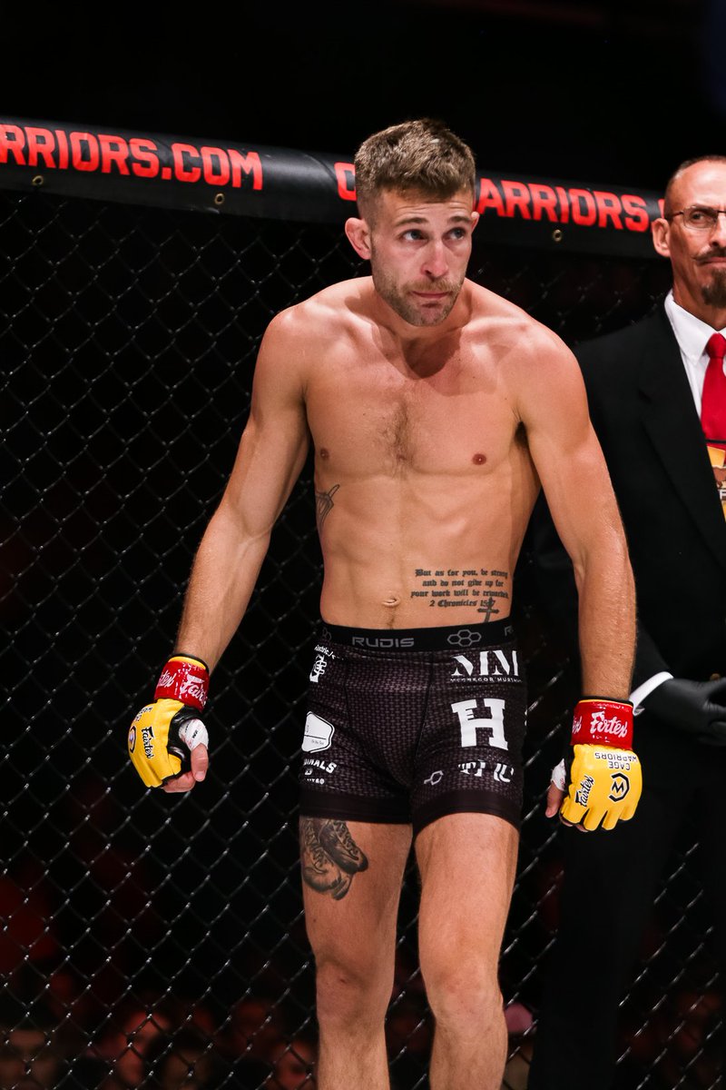 CageWarriors's tweet photo. 'Fight of the Night' written all over it 🔥

Don't miss @TheNomad145 🆚 @JohnDeJesusMMA on June 2nd at #CW155 San Diego live from @SycuanCasino!

🎟️ 𝗧𝗶𝗰𝗸𝗲𝘁𝘀: https://t.co/P99serbWaH https://t.co/KDykxbV7kP