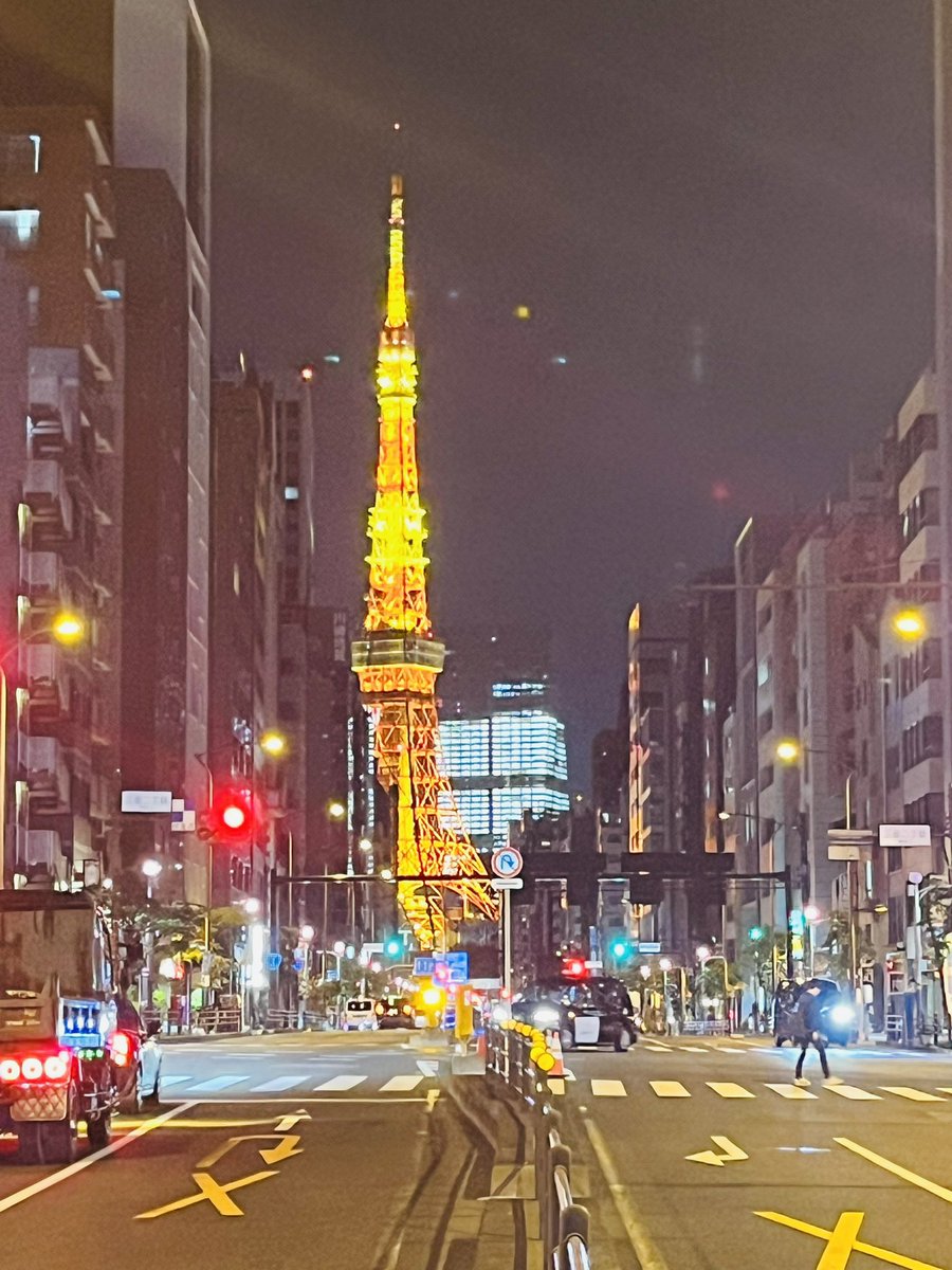 mamarin_0428's tweet photo. #カッページ東京 にて。
昨日はマスターのお誕生日で、美味しいお酒をいただいてしまいました☺️
#おにょらーのつぶやき 
#BAR 
#港区 https://t.co/OjvrClbDN7