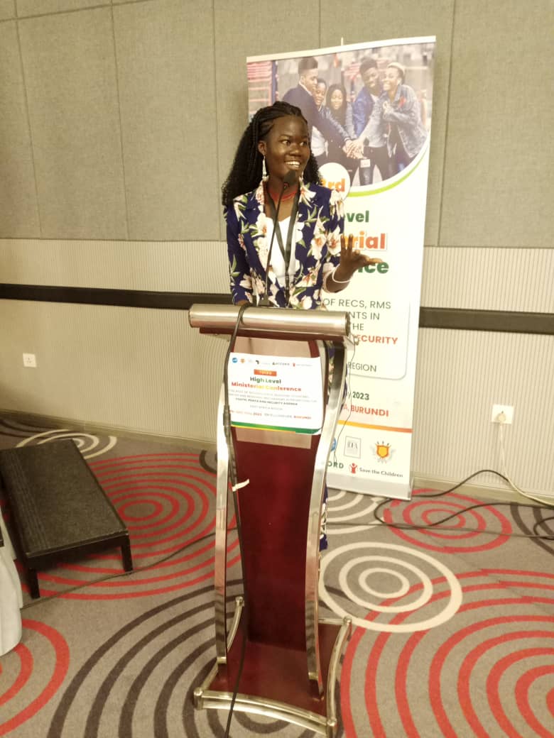 nkpiema_bigsis's tweet photo. Feeling incredibly honored to have @LNgelecha represents the @SheleadsUNYouth in Burundi at the 3rd high level Ministerial conference on #YouthPeaceAndSecurity in East Africa! https://t.co/Vob2HVrB2n