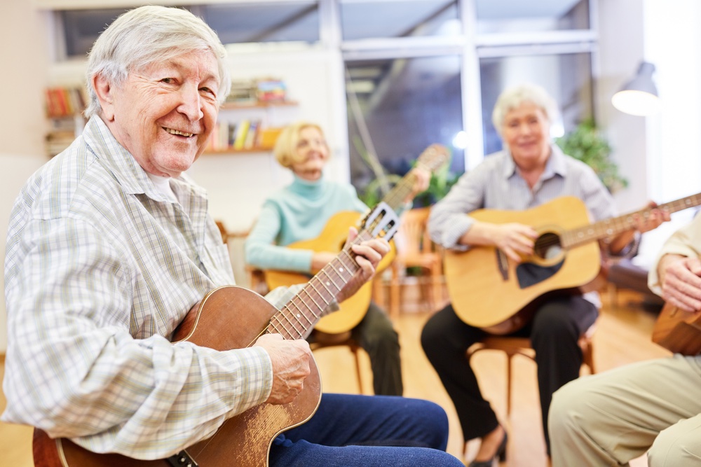 digidem_bayern's tweet photo. #Musiktherapie bei #Demenz: In unserem #Science Watch LIVE-Webinar am 17.05.2023 stellt unser Referent Prof. Dr. @ThomasWosch erste Ergebnisse der #HOMESIDE-Studie vor. Jetzt anmelden: https://t.co/XlCcAMScaU
Foto: Shutterstock
#Alzheimer #HäuslichePflege #THWS https://t.co/KMSgk6PhKJ