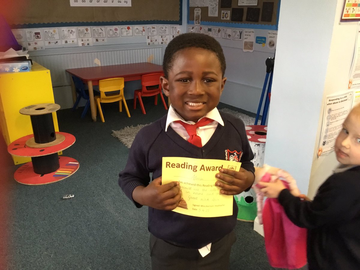CEResurrection's tweet photo. Nursery, weekly awards winners! #Ready #Respectful #Safe #Kind #TheResurrectionWay #Trackitpoints https://t.co/5ypUKxumLH
