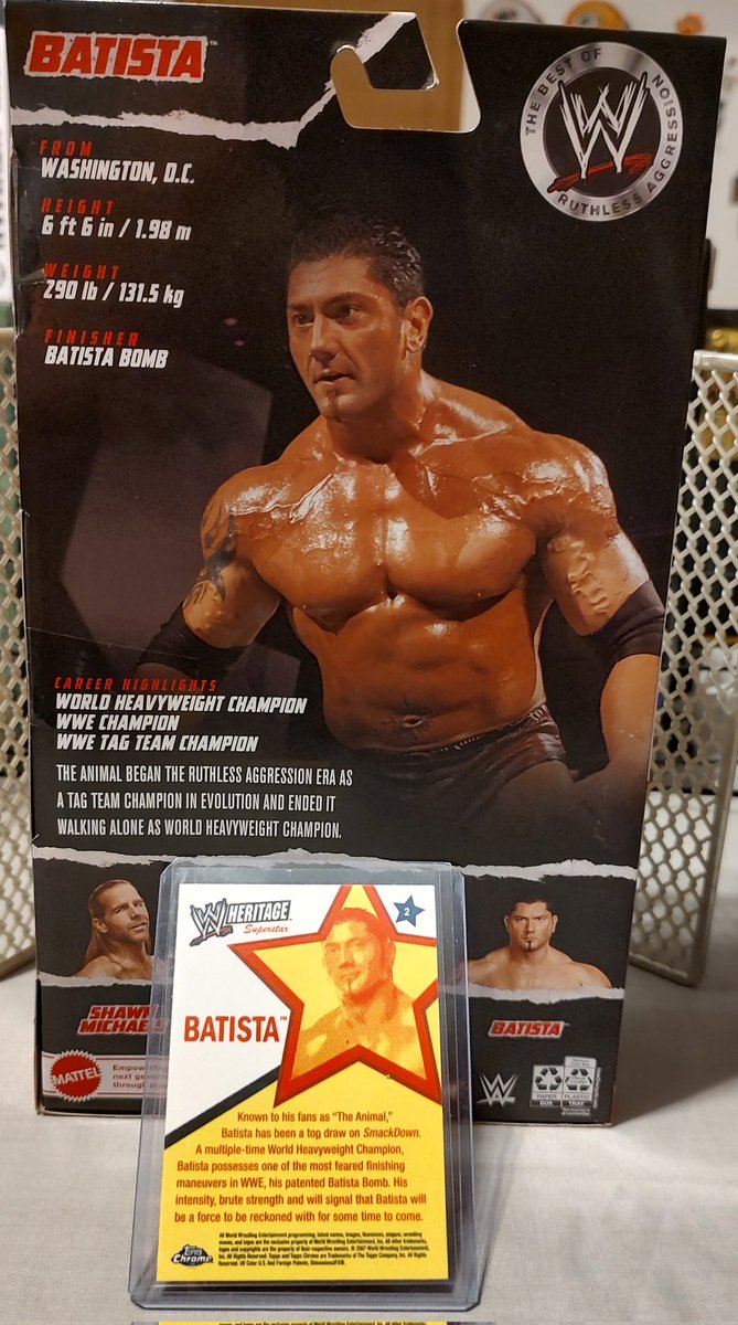 MeanDean1017's tweet photo. WWE Heritage Superstars Topps Chrome "The Animal" Batista #WrestlingCardWednesday #figlife #collector #batista #thehobby #wwe #wrestling #mattel #ruthlessaggression #topps #cardmark #majorpod #majormark #wrestlingcards https://t.co/EiwADUvNM8
