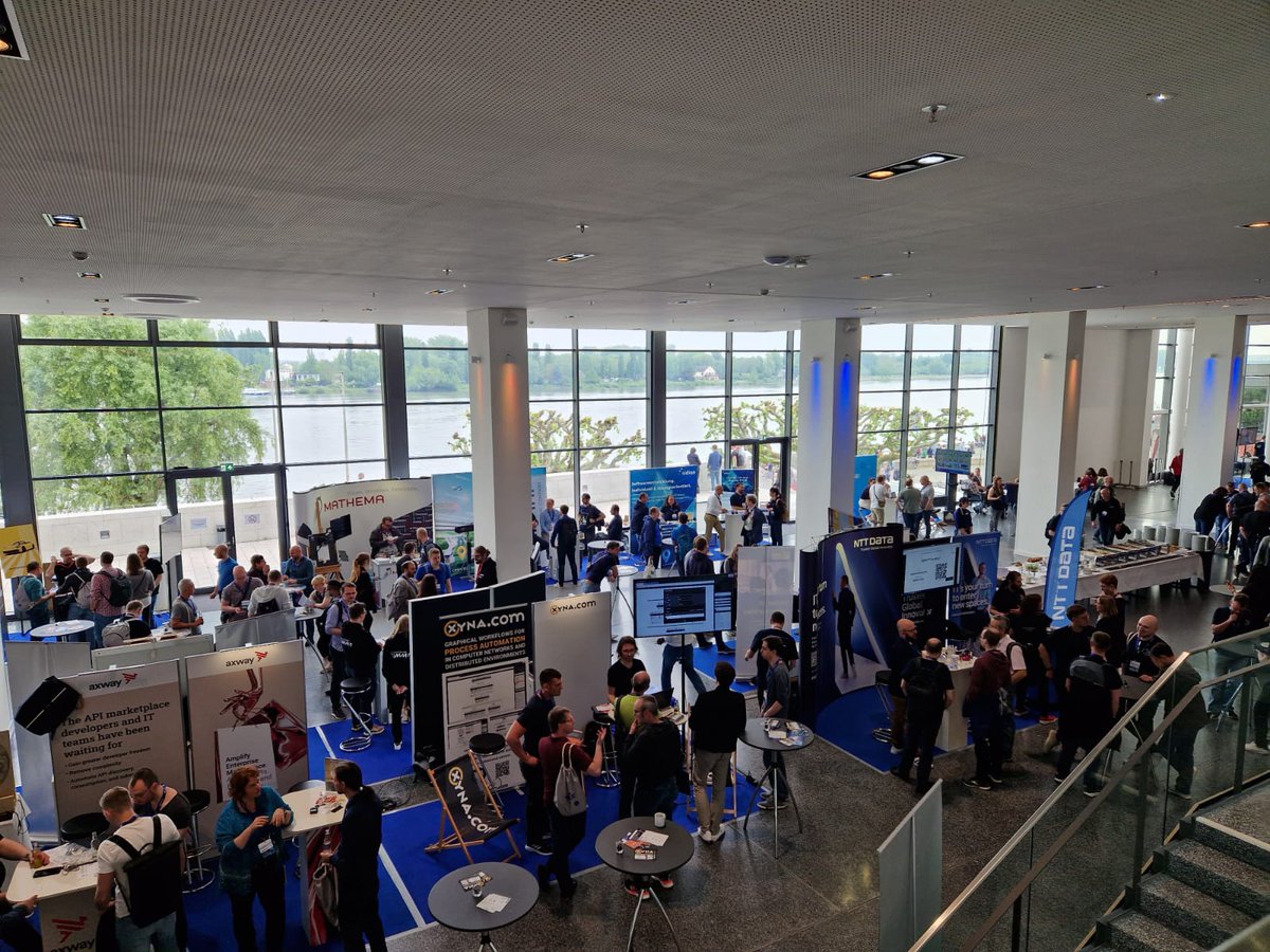 Instaclustr's tweet image. We are here at @jaxcon! Come stop by our booth to chat with our experts, get a demo of Instaclustr&apos;s #opensource platform, and enter for our giveaway! 

#SpotByNetApp #Instaclustr #JAXcon