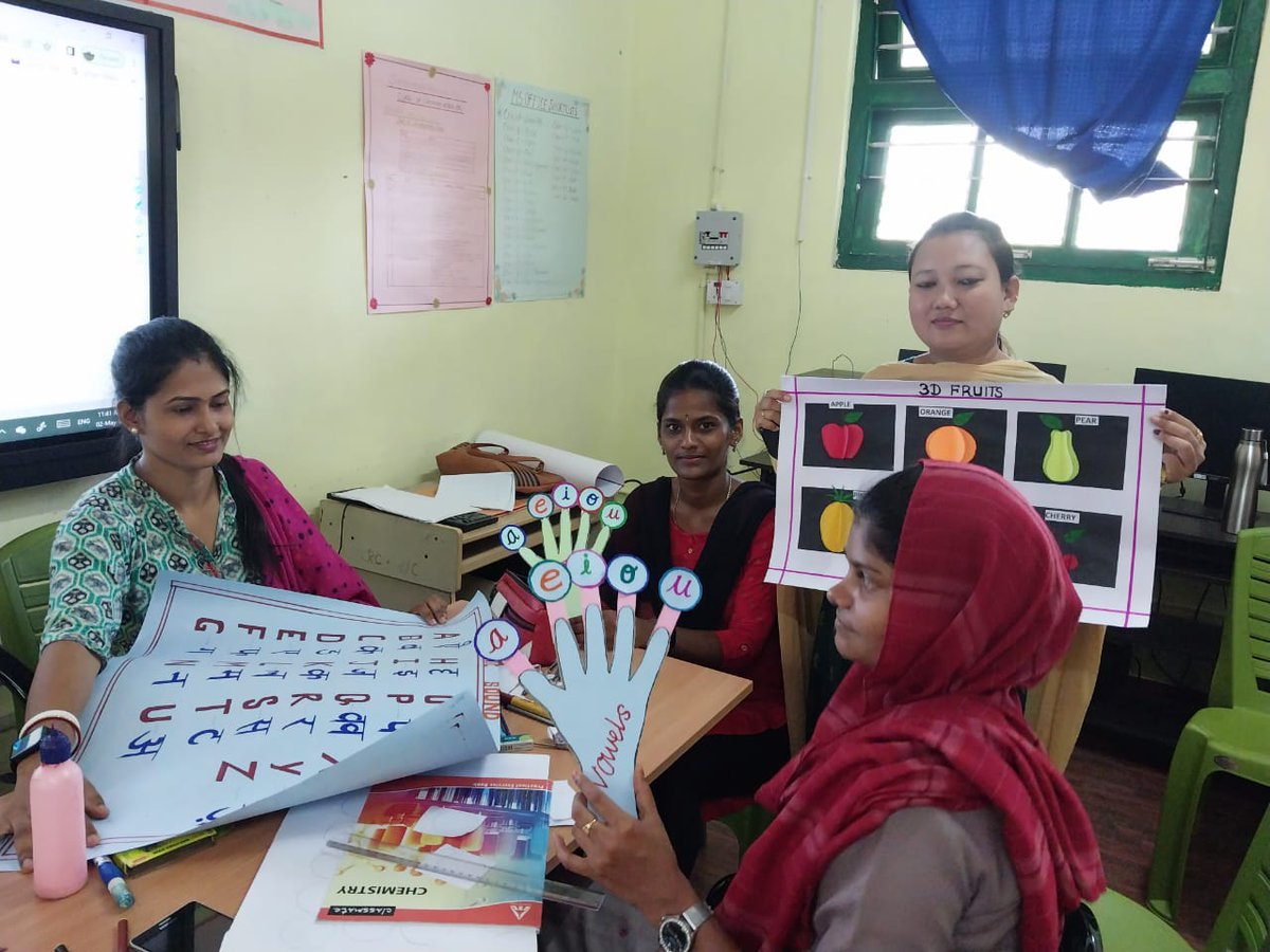 SVPMC_ANI's tweet photo. Hats off to the dedicated teachers of the @ANEducationDept Check out these amazing visuals from GSSS Rangachang, where teachers are busy creating #TeachingLearningMaterials during the vacation. A wonderful initiative to enhance classroom learning. #TLM #FunLearning https://t.co/87m2oxmxMI