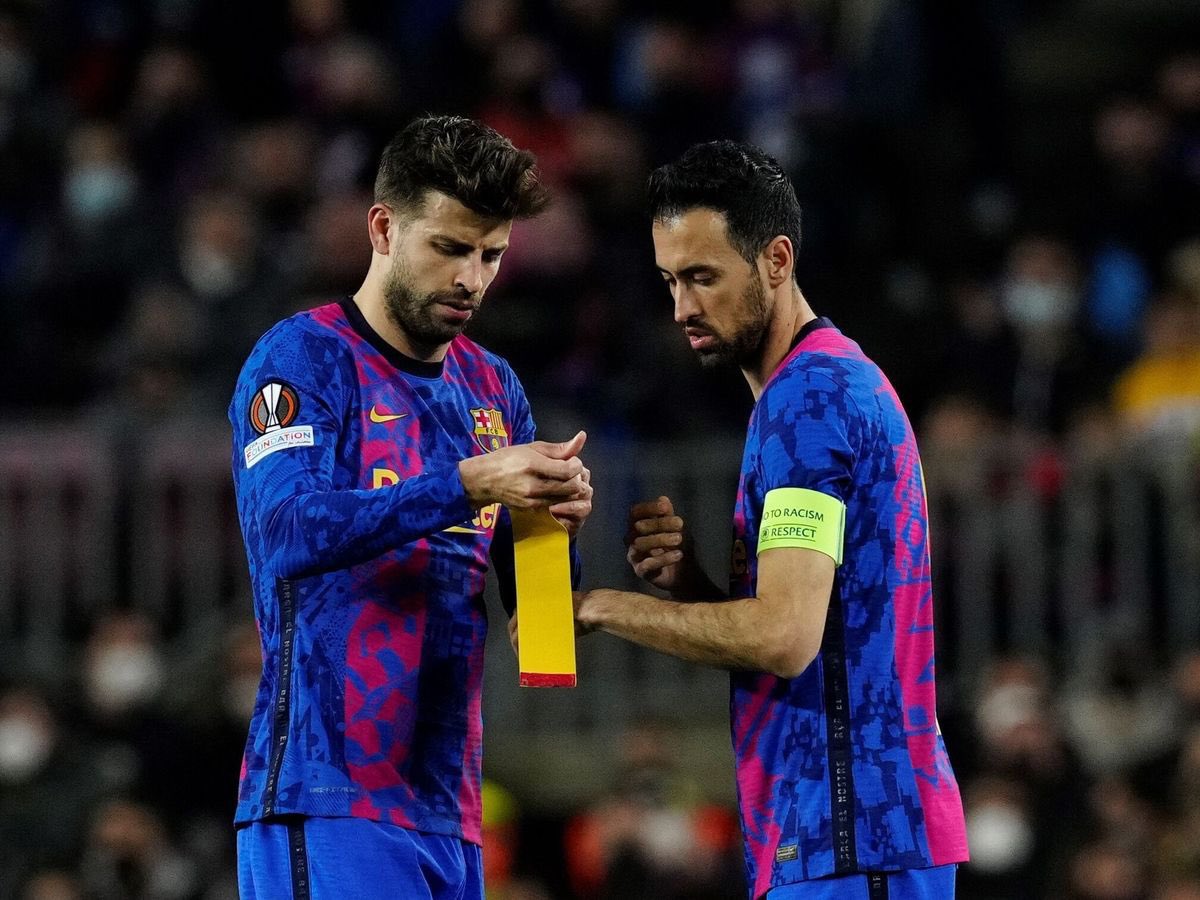 3gerardpique's tweet photo. Una carrera junts. Ha estat un plaer enorme. Gràcies per tot @5sergiob. ❤️ https://t.co/oVQGo26YBC