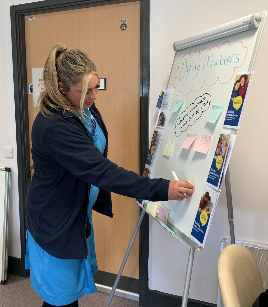 CharlotteRider7's tweet photo. Another great day at the Palliative Care ‘drop-in’ event at Bull Farm PCC. Today’s discussions about ‘bucket-lists’ and living your life for today 💕
#DyingMatters #DyingMattersAtWork #DyingMattersAwarenessWeek 
@pics_primary @midnottspbp https://t.co/yV6qbS7Md7