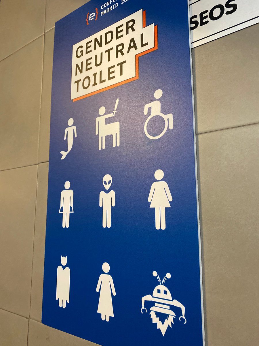 LauraLacarra's tweet photo. Bueno, ¿qué opináis de los baños unisex? 😬😬 pensaba que era moderna pero no soy tanto 😬😬 #CodemotionMadrid23 #codemotionmadrid2023 https://t.co/4XlTuamiQj