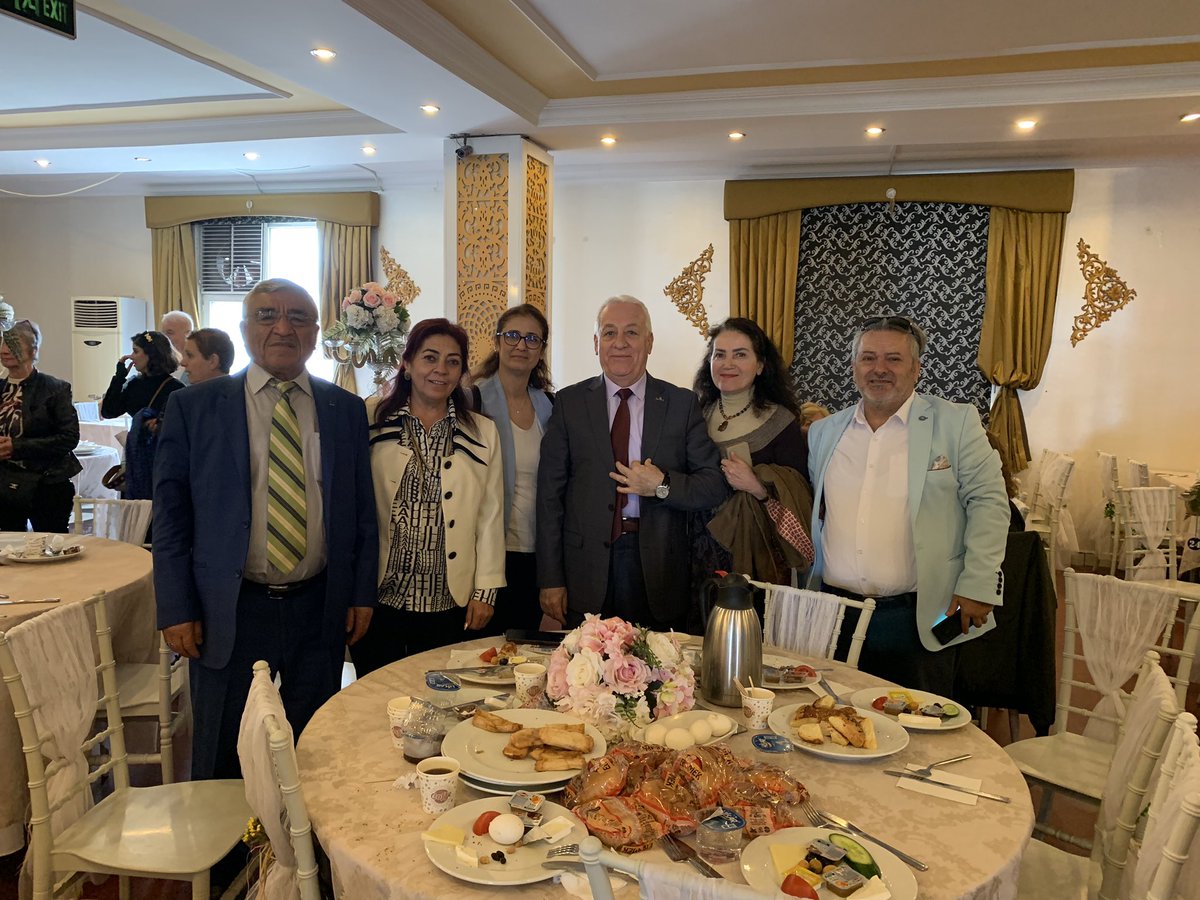 IyiBolge3's tweet photo. 🇹🇷İYİ ve Cesur gönüllüler 🇹🇷
Bugün vekil adaylarımızın,sandık görevlilerimizin ve üyelerimizin katıldığı kahvaltı programına katıldık.
Emeği geçen herkese teşekkür ederiz. https://t.co/vKnG8Ok3iT