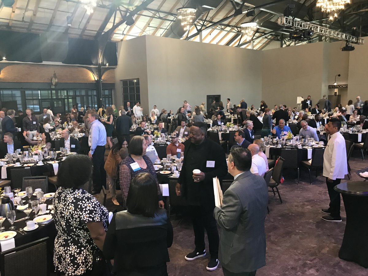 PPLTwinCities's tweet photo. Ready to begin! #PPLBreakfast https://t.co/ELQlpwVdP5