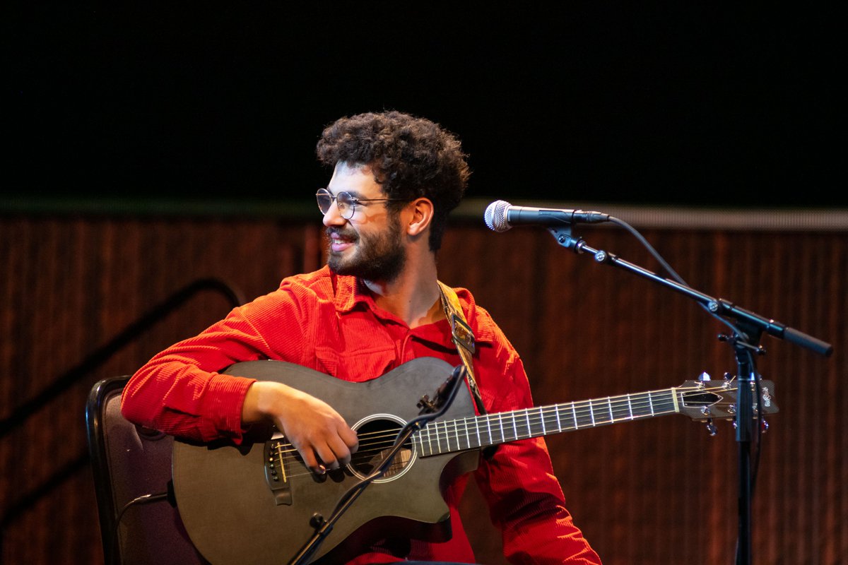 RevolverRecs's tweet image. The brilliant album, &apos;For Someone I Love&apos; by Trevor Eulau drops this Friday!!

🔗: bfan.link/for-someone-i-…

The album wears its heart on its sleeve as it navigates gracefully everywhere from tender acoustic lullabies, to jazz trumpet virtuosity, to prog rock distorted guitars