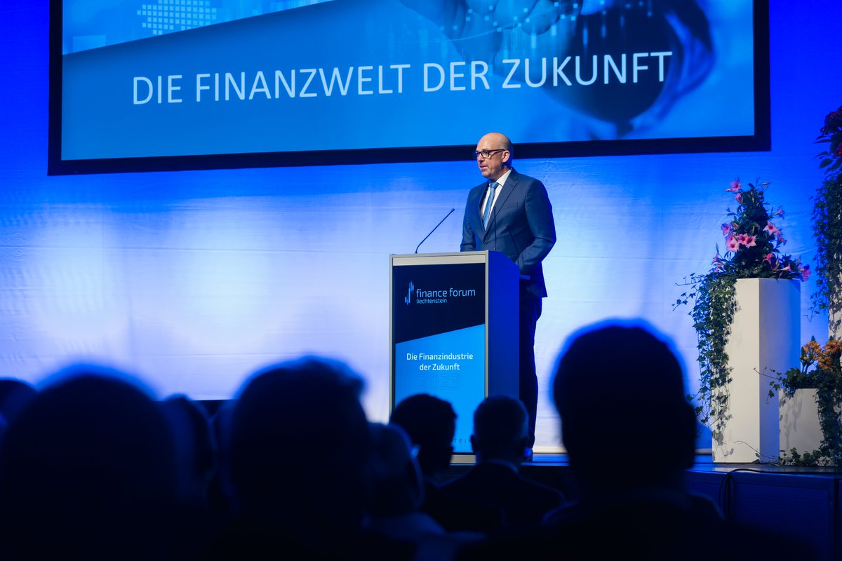 Bank Frick tweet media