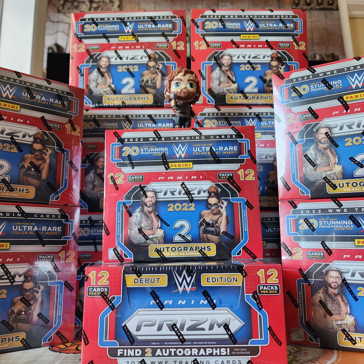 CollectionCARTE's tweet image. Top 10 cartes d'une caisse de 2022 #wwe #Prizm.
Meilleures signatures :
#MickFoley /25
#RheaRipley /25
#HHH /99
#Batista /99
La folie est passée, exode des spéculateurs, chute de prix.
Valeur plus raisonnable pour les collectionneurs
Très le fun à ouvrir 😀