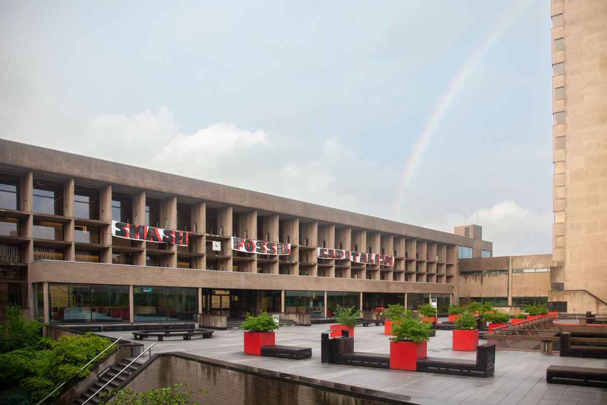 ✊ SOLIDARITY WITH <a href="/OccupyEur/">Occupy EUR</a> 

Yesterday, students got forcibly evicted and arrested at the Erasmus University Rotterdam. 

Young people get criminalized while fossil capitalists get rich from planetary destruction. 

We will not be intimidated. We will fight. And together, hand
