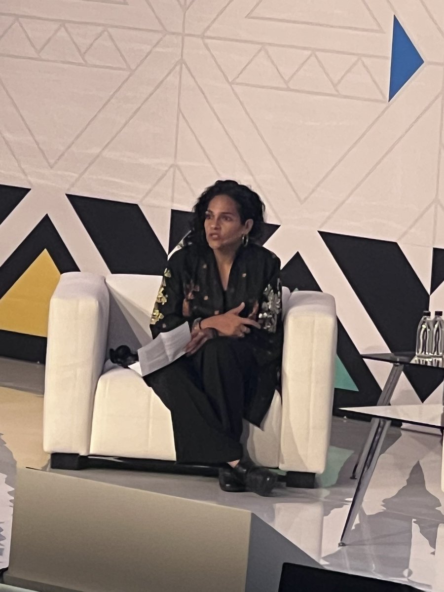 Susannah E. C. Hurd tweet media