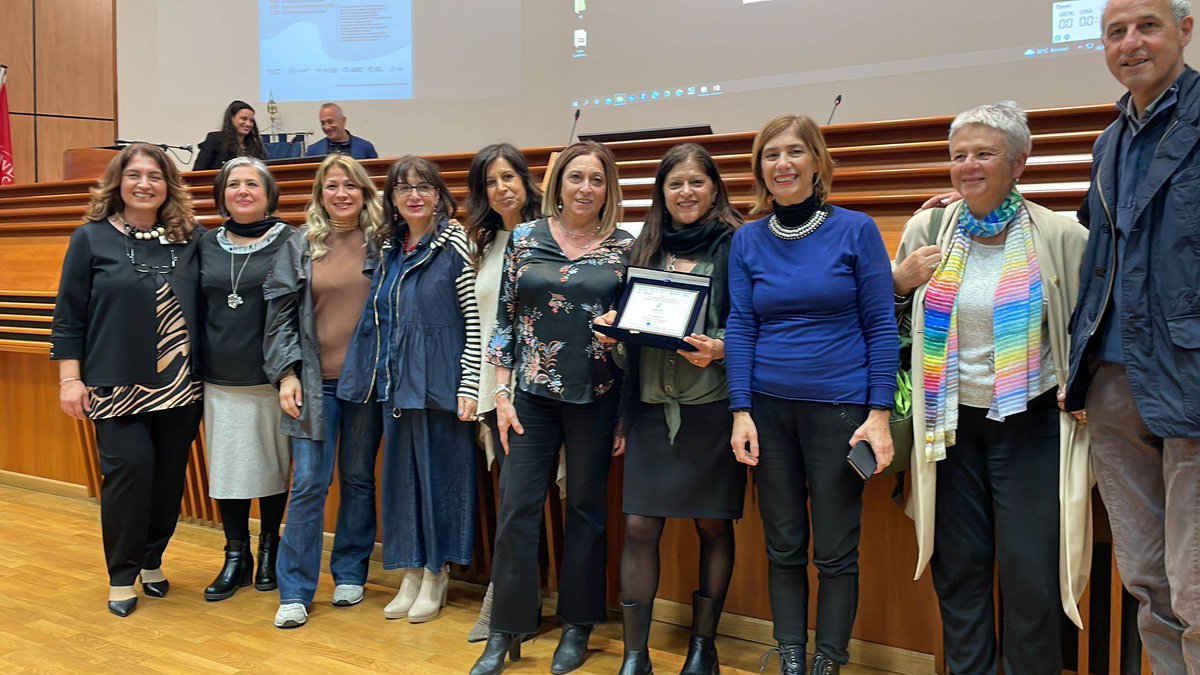 CNRsocial_'s tweet photo. L'@isafomcnr di Rende vince la "Case Conference 2023" del progetto "#SuperscienceMe - Research of School activities"
Scopri di più👇
https://t.co/DWasDaKxFK https://t.co/mEUIkwJIv6