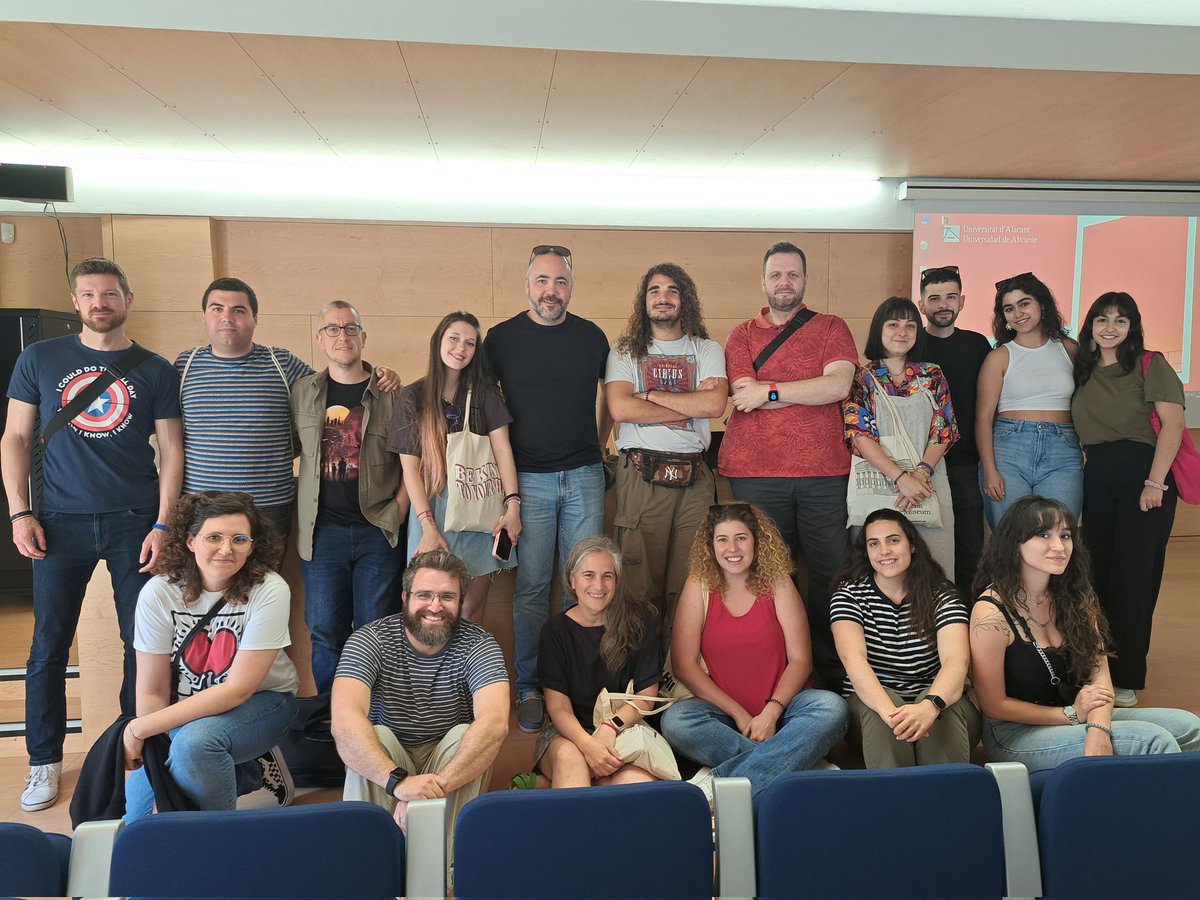 Foto de familia tras la jornada.