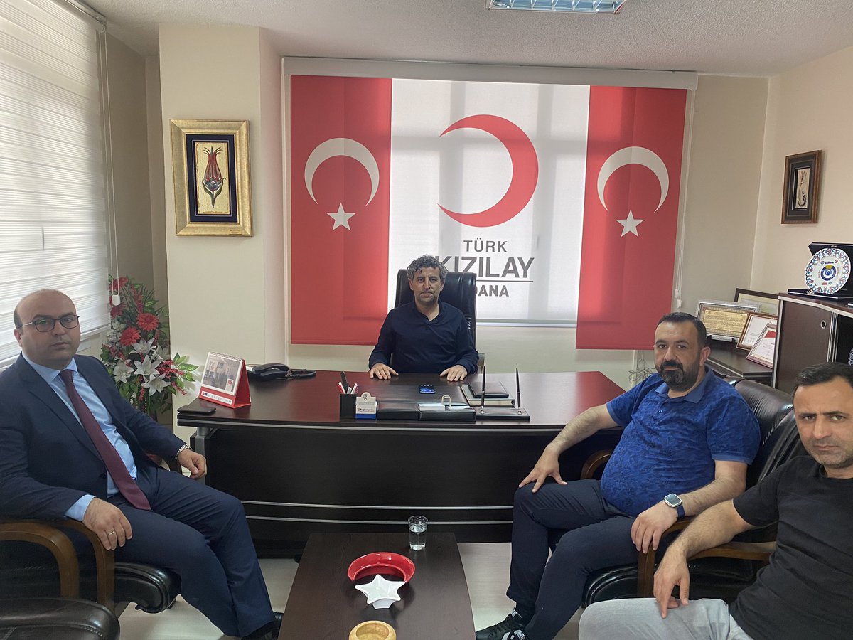 Şube Başkanımız @ismailovet ile Adana Şube Başkanımız @talat_ozyurek birlikte Adana İl Merkez Başkanı @halilahmetcolak beyi ziyaret edip çalışmalar hakkında fikir alışverişinde bulundular. 

Başkanımıza misafirperverliklerinden dolayı teşekkür ederiz.