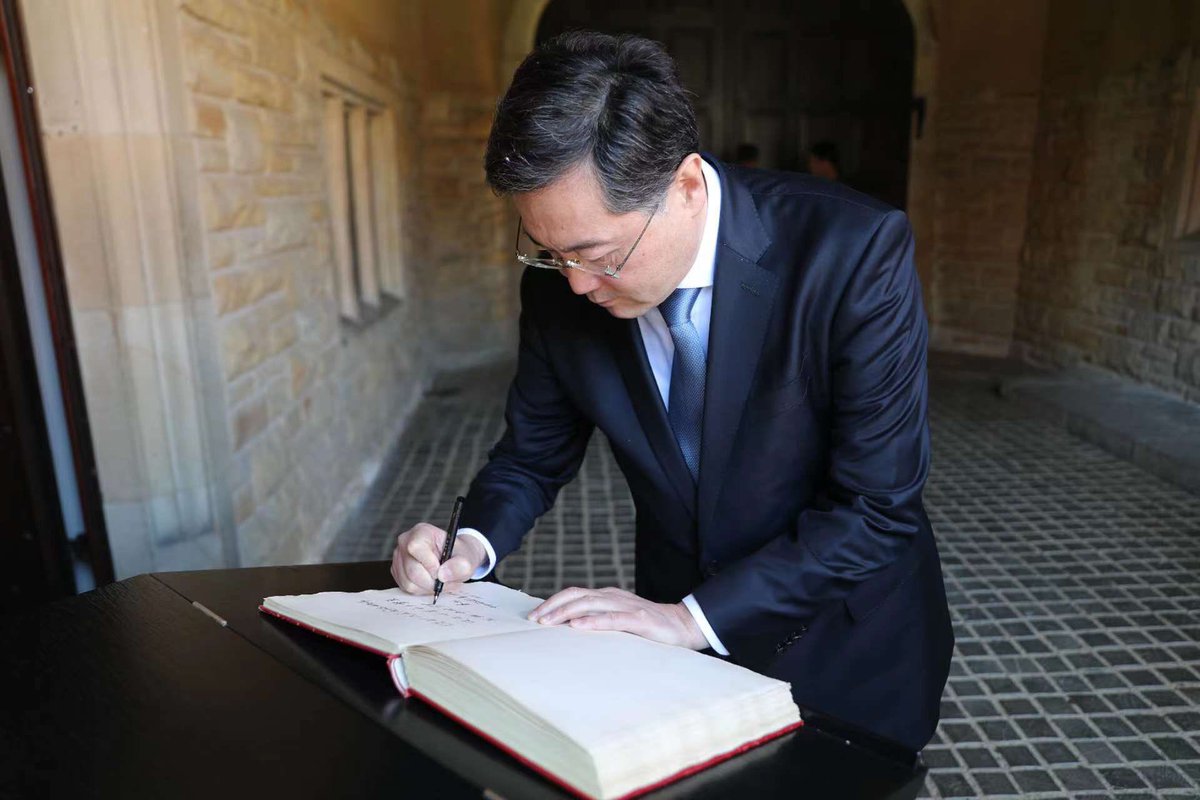 王鲁彤 Wang Lutong on Twitter Foreign Minister Qin Gang in