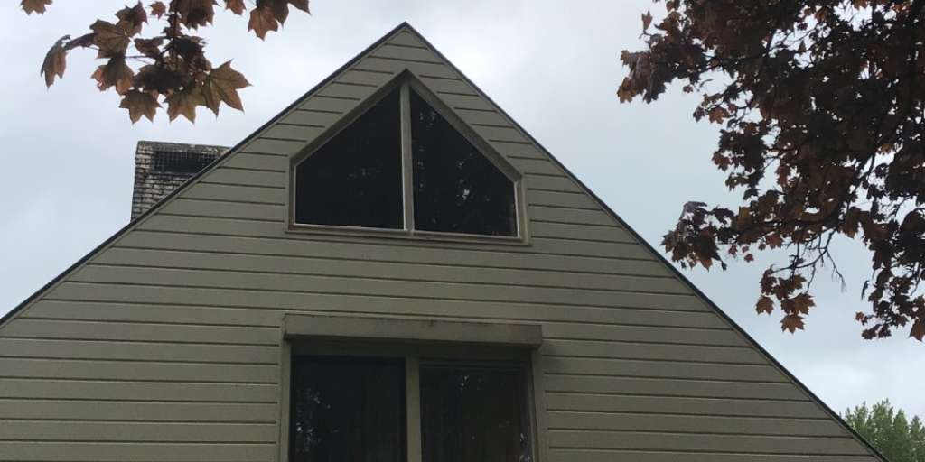 Schilderen van schoorsteen en kozijnen ramen bove in Hoog-Keppel klusaanbieden.nl/klus/4b3f0357-… #gevelwerk