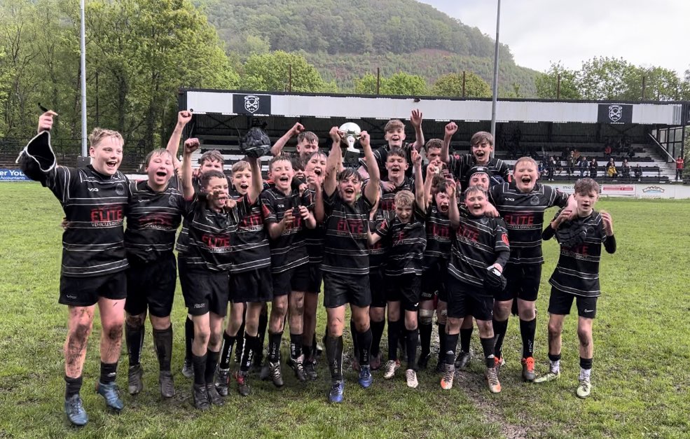 Caerphilly Cup | Year 8 Plate Final 

Congratulations to @MrRichardsLSP 

🏆2023 Caerphilly Plate Winners!🏆

@AshSweet6 @Christo11590925 @Adrian_Evs01 @Jonhughesrugby 

#CaerphillyCup | #SchoolsRugby 🔥🏉