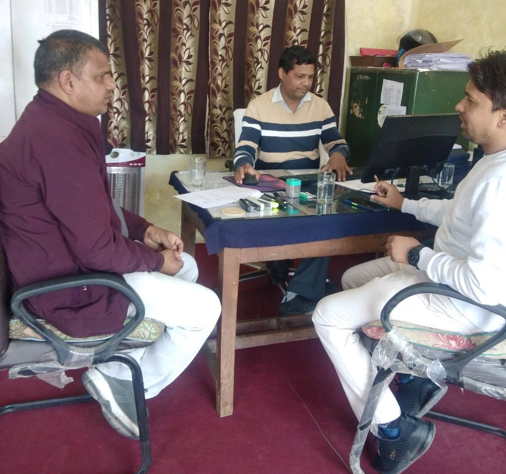 REAPUttarakhand's tweet photo. REAPPauri: Today, the list of #Secretaries of the #Milk_Committees was collected from the #Assistant_Director of Dairy Department, Pauri Garhwal.
@REAPUttarakhand
@basava_ias
@nitikakh22
@ganeshjoshibjp
@cdo_pauri
@dairyvikas
@Dept_of_AHD
@MoRD_GoI
@… https://t.co/ijkDmGcshN