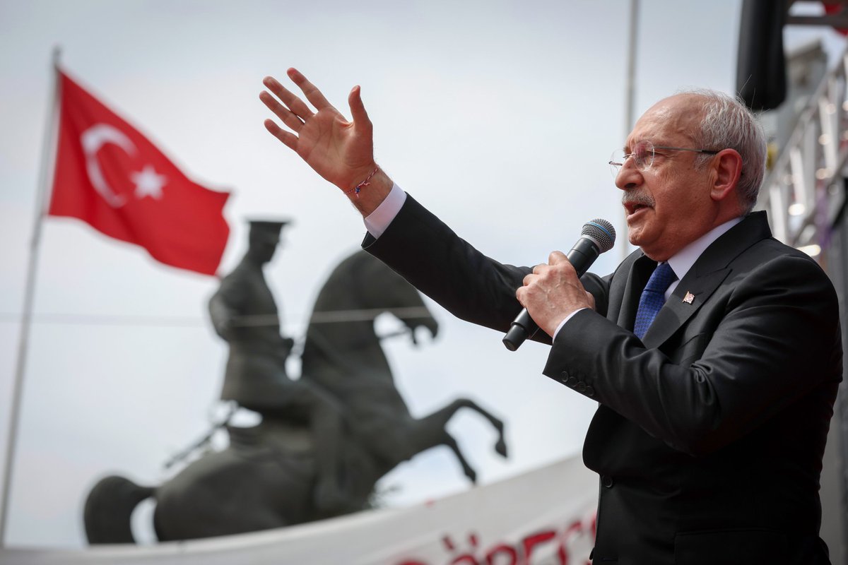 🔴Kılıçdaroğlu'ndan Erdoğan'a: 'Korkak insan, niye korkuyorsun? Bir terör örgütünün -kandil/pkk- arkasına neden saklanıyorsun?'