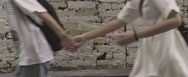 WhaleDatanet's tweet photo. "take my hand, take my whole life too." https://t.co/da5pDfSKIF