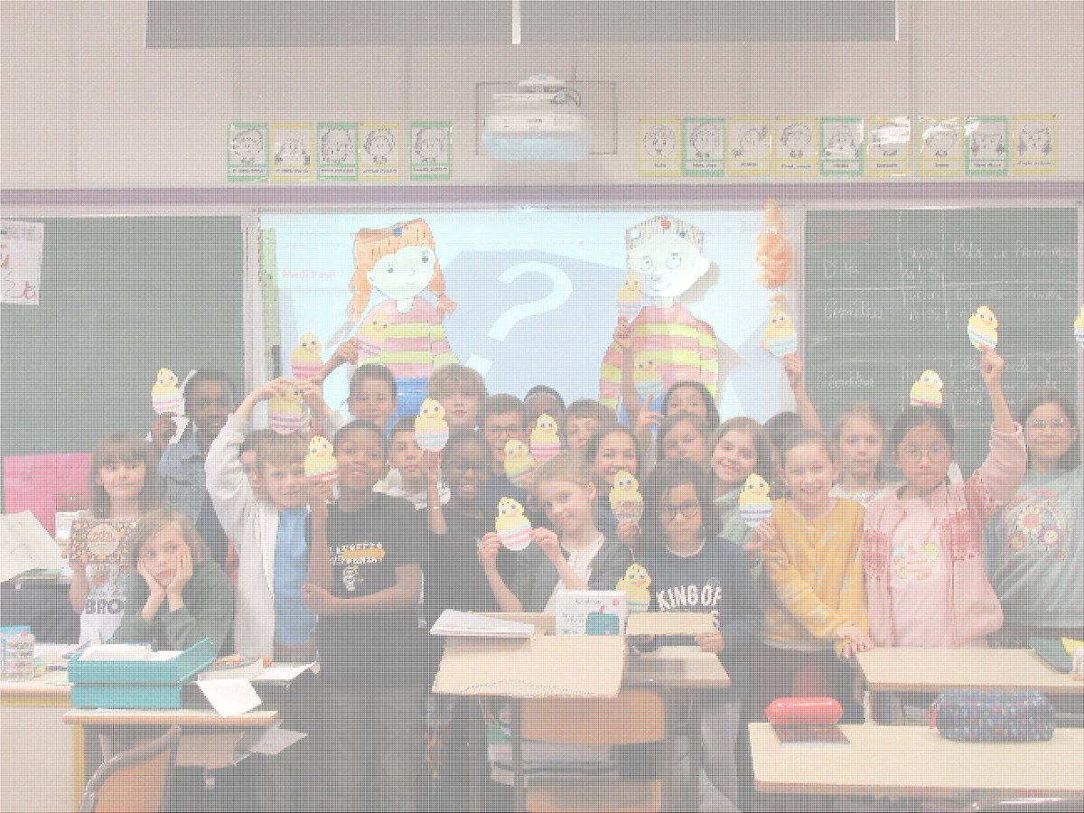 #AplatiTour#Voyage2@AplatiTour  Enfin ! Clément et sa cousine sont arrivés dans notre classe ! Cette fois, c'est avec La Poste que nous avons eu des difficultés 😭Nous avons découvert avec joie les cadeaux de nos amis alsaciens, à nous de poursuivre !