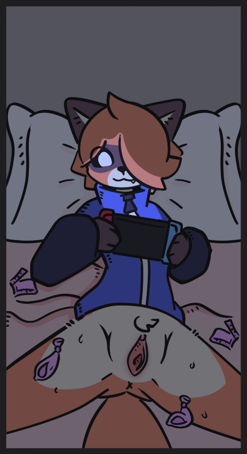 kero_tamago's tweet photo. Tamago is busy, but she looks like she had a very busy night, hope you like. ❤️🦊 https://t.co/EvmPaN0u88