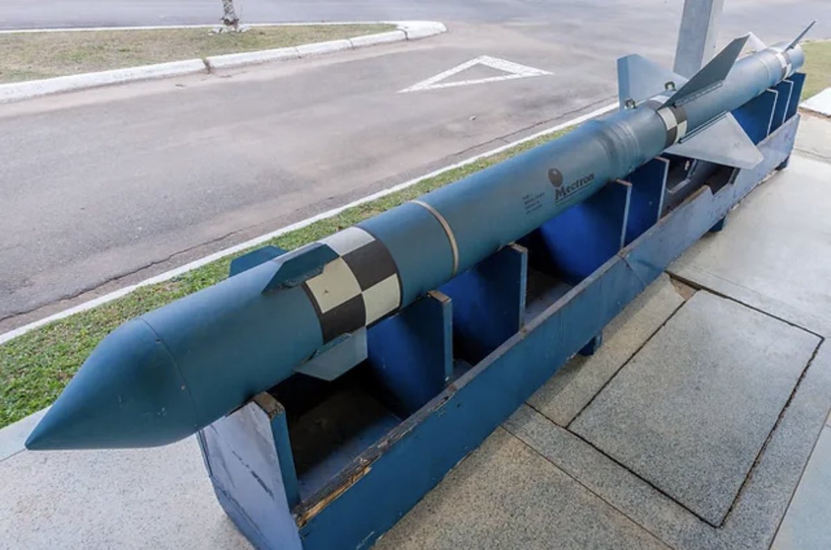 PucaraDefensa's tweet photo. Brasil: #MAR1 – un poder disuasorio
@fab_oficial @ABIMDE_ @DefesaGovBr @hunterpresscom #Amx #misil #AGM #harm #maverick #missile #forçaaerea #FAB #siatt #mansup #mectron 

https://t.co/ZzyQwLnEtv https://t.co/3whshTESvm