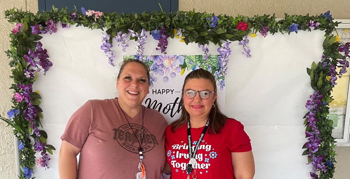 MrsTCarbajal's tweet image. #HappyMothersDay #1ParentLiason #DiamondStatus #ElliottEaglesRock @RLKM1974 @TobarKisty @ElliottEagles