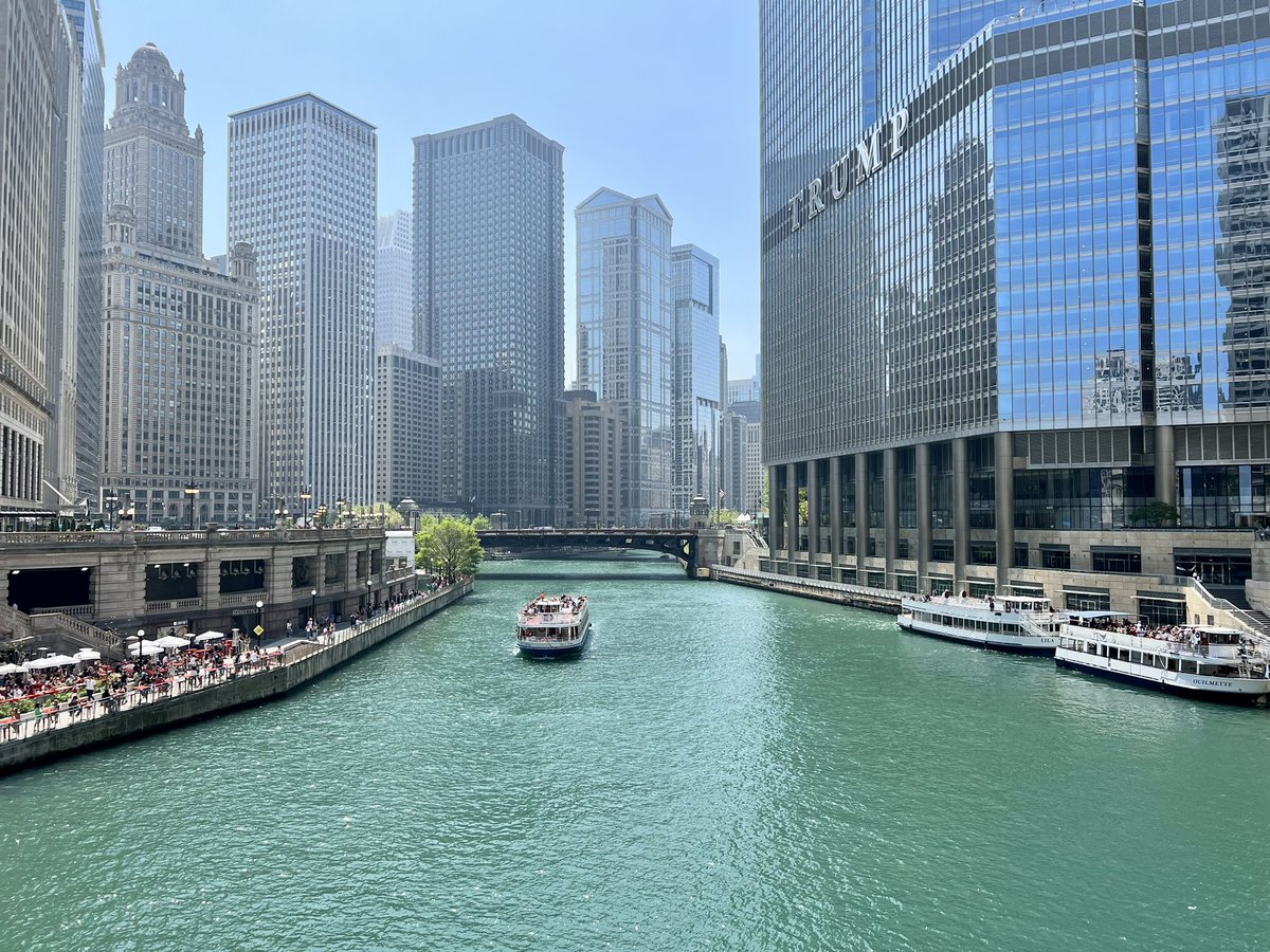 Enjoying Chicago’s spring while participating at the 184 Meeting of the Acoustical Society of America  #ASA184
