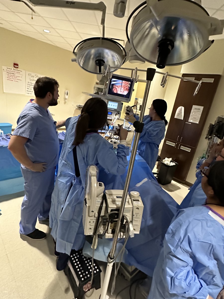 Arsenal Tech HS CNA students were given the opportunity to visit the Franciscan Education Center Simulation Lab and participated in a healthcare simulation, surgery, cardiac arrest, and preoperative medical situations.  Thank you to HEI &amp; Franciscan Health. 💚🤍 #WeAreTitans