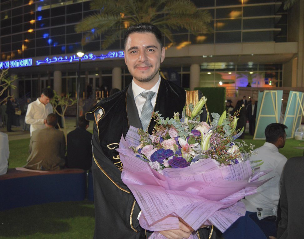 YBarghout's tweet photo. الحمدلله ❤️🎓 https://t.co/RBbeAtZmrx