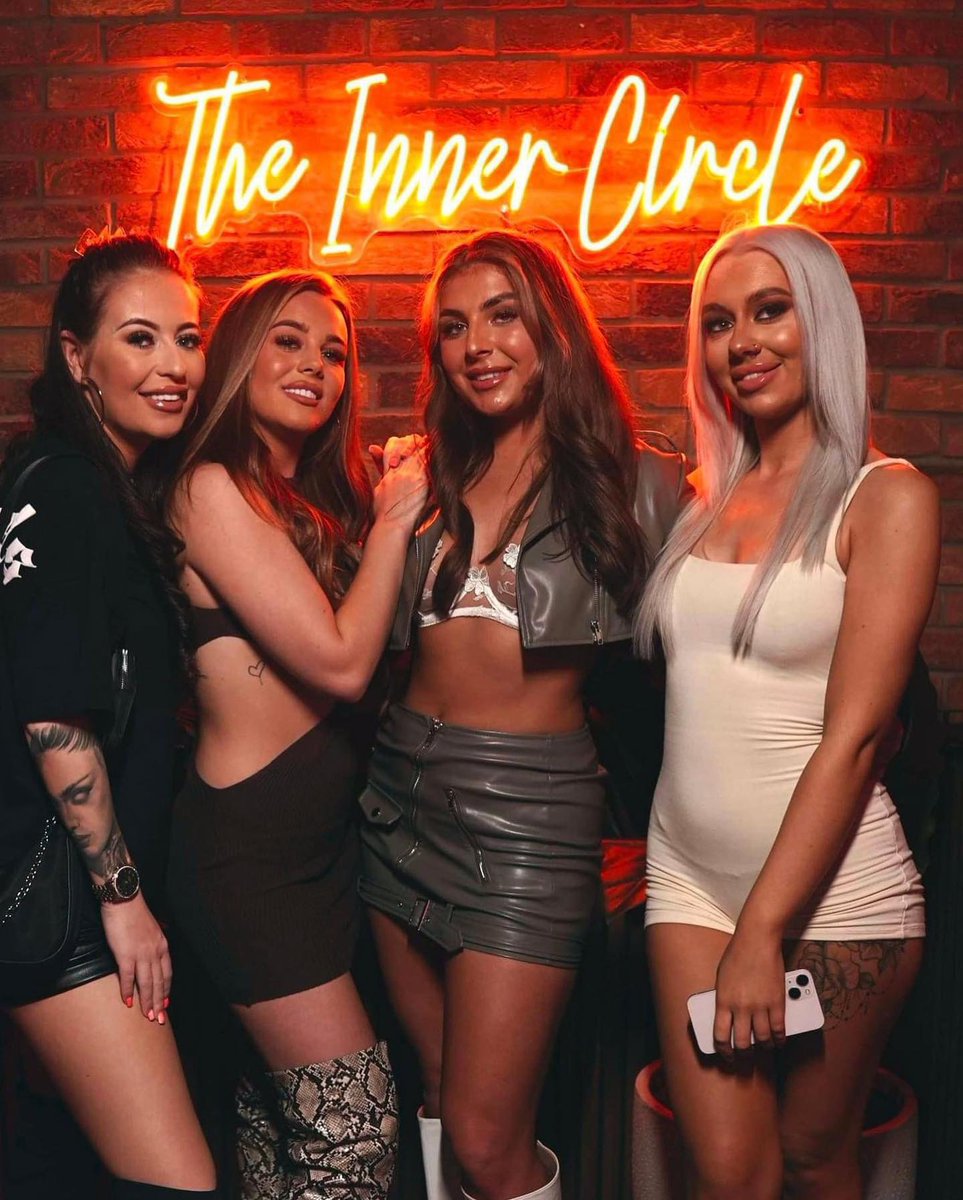 CircleBolton's tweet photo. Weekend highlights with our faves! Full album on our Facebook page🥂✨

#circlebolton #cocktailbar #saturdaynight #weekend #friends https://t.co/7pDlY61yVE
