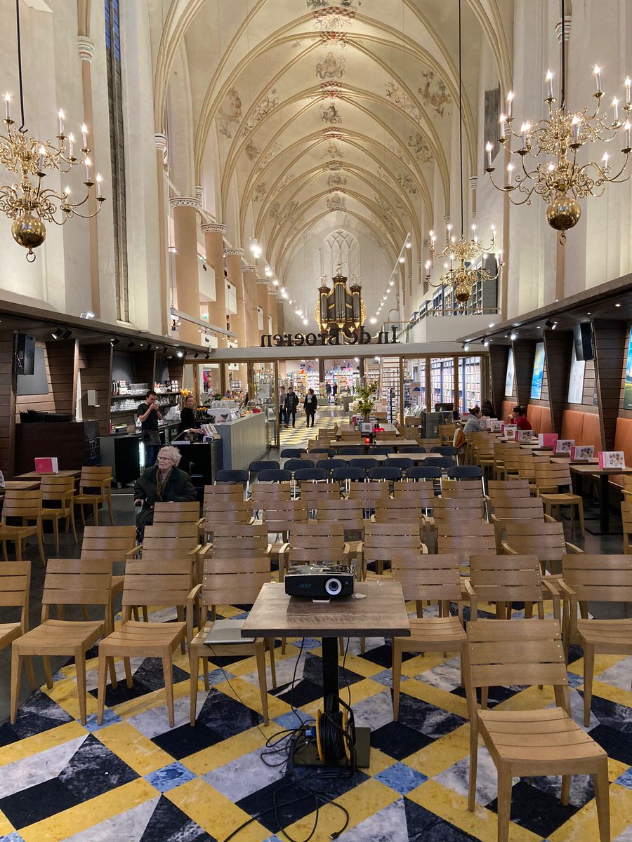 A.s. vrijdagavond 12 mei geef ik een lezing in de mooiste boekhandel van Nederland over het 'Beste boek van Overijssel': 'Wij waren supermannen'. Welkom!
vanderveldeindebroeren.nl/agenda/mei-202…
#zwolle #biografie #besteboekvanoverijssel