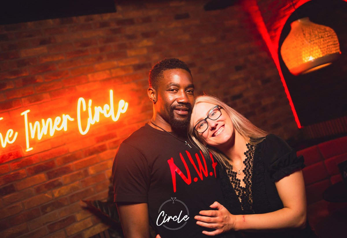 CircleBolton's tweet photo. Weekend highlights with our faves! Full album on our Facebook page🥂✨

#circlebolton #cocktailbar #saturdaynight #weekend #friends https://t.co/l3ge1GxtqV